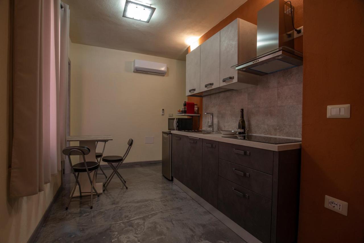 Via Cavour 19, Appartamento Del Conte إيغليزياس المظهر الخارجي الصورة